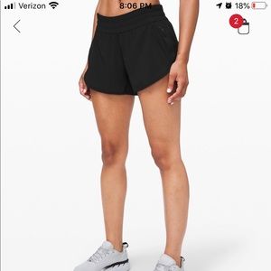 Lululemon tracker short in black 4”